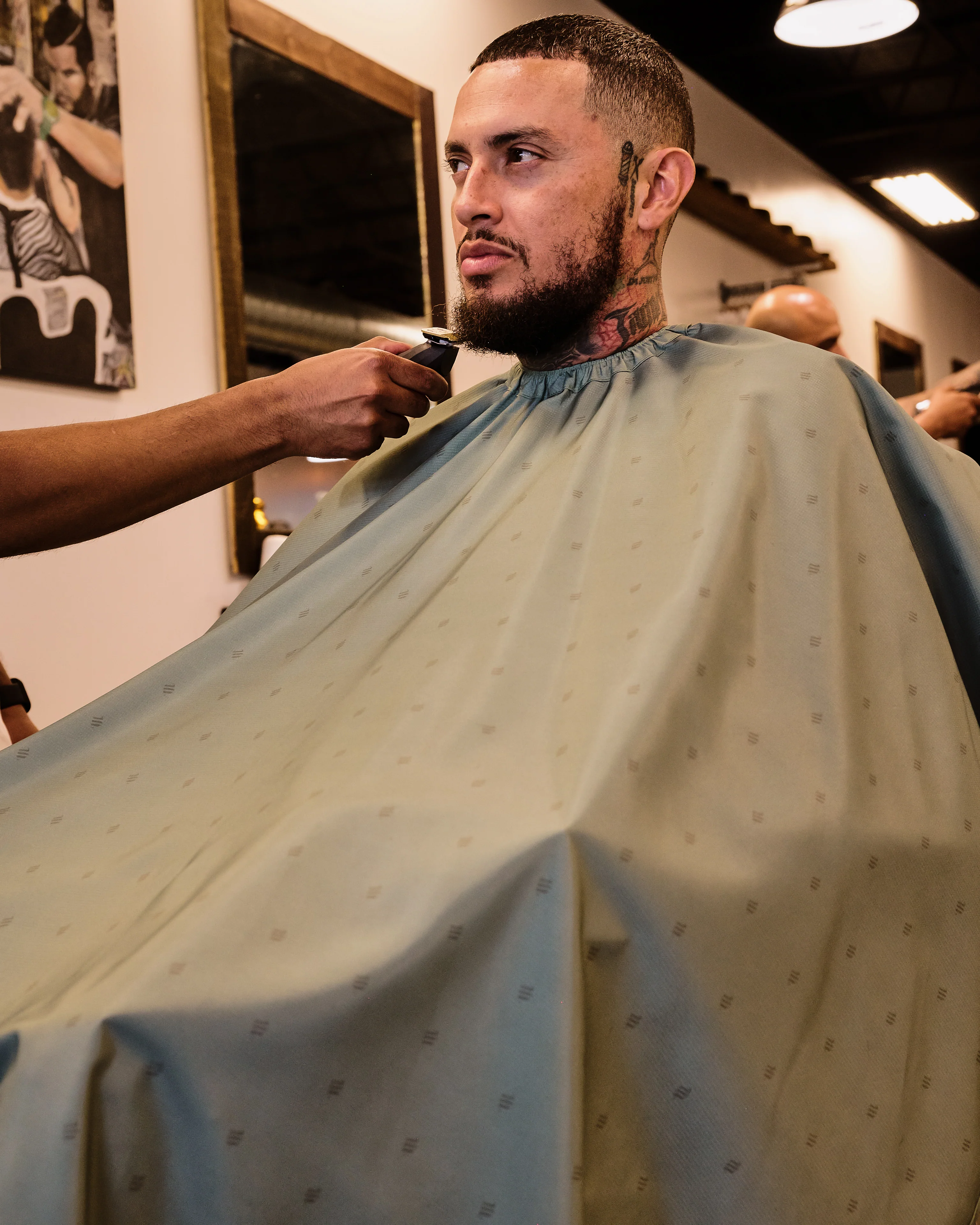 Barber Strong The Barber Shield Cape - Army Green - Image 6