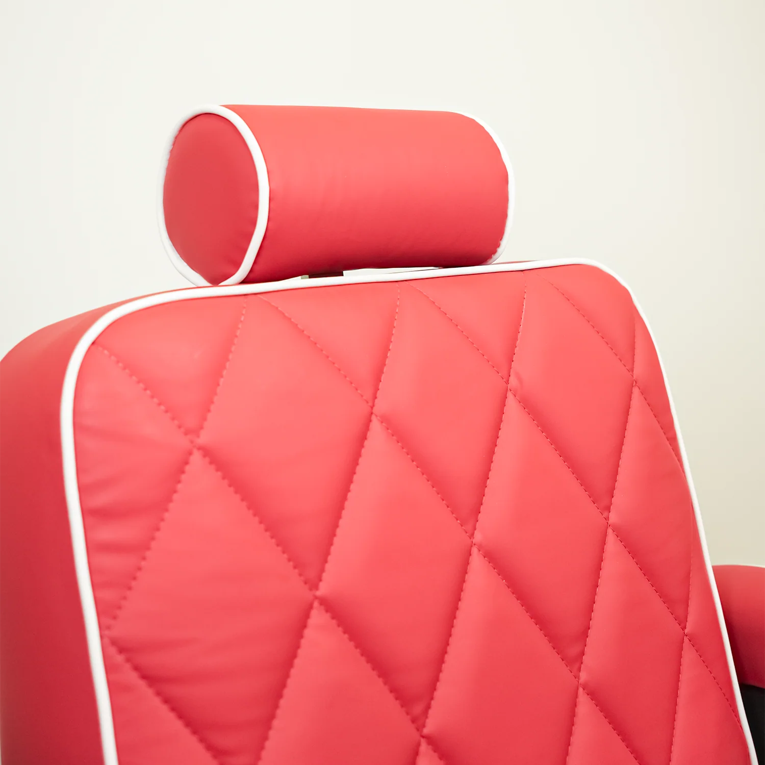 Bursa 2.0 Barber Chair - Red - Image 5
