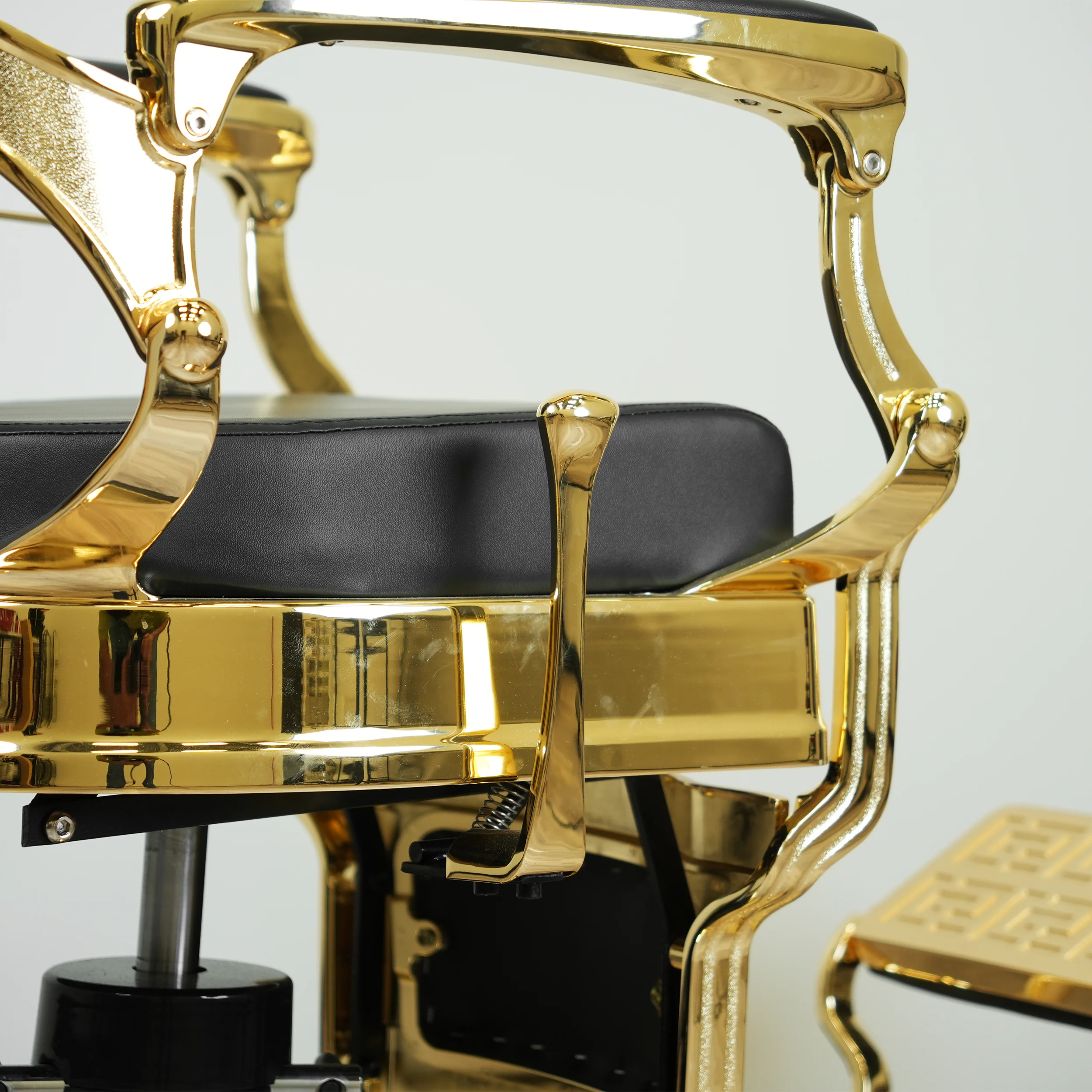Geneva Gold Barber Chair - Image 15