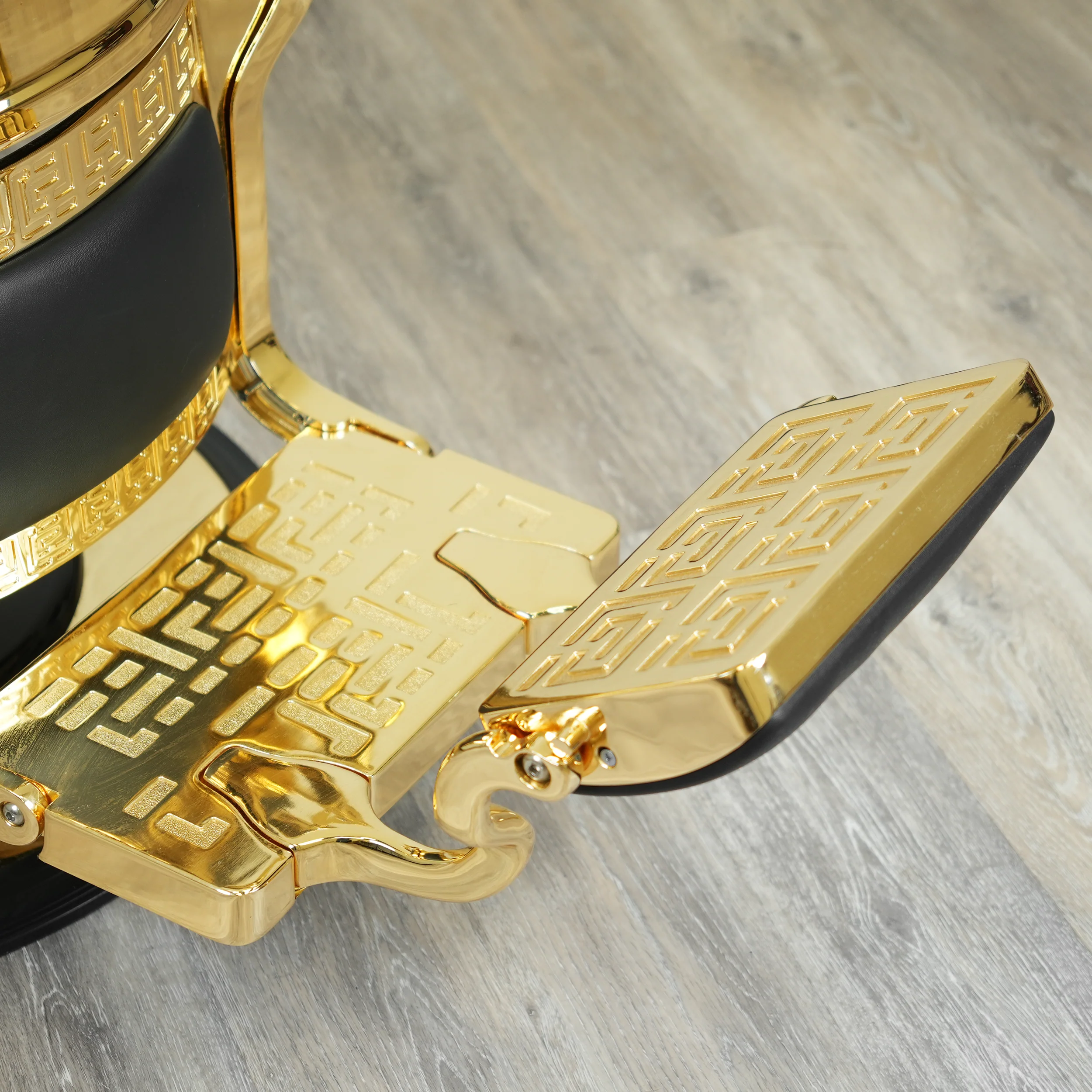 Geneva Gold Barber Chair - Image 6