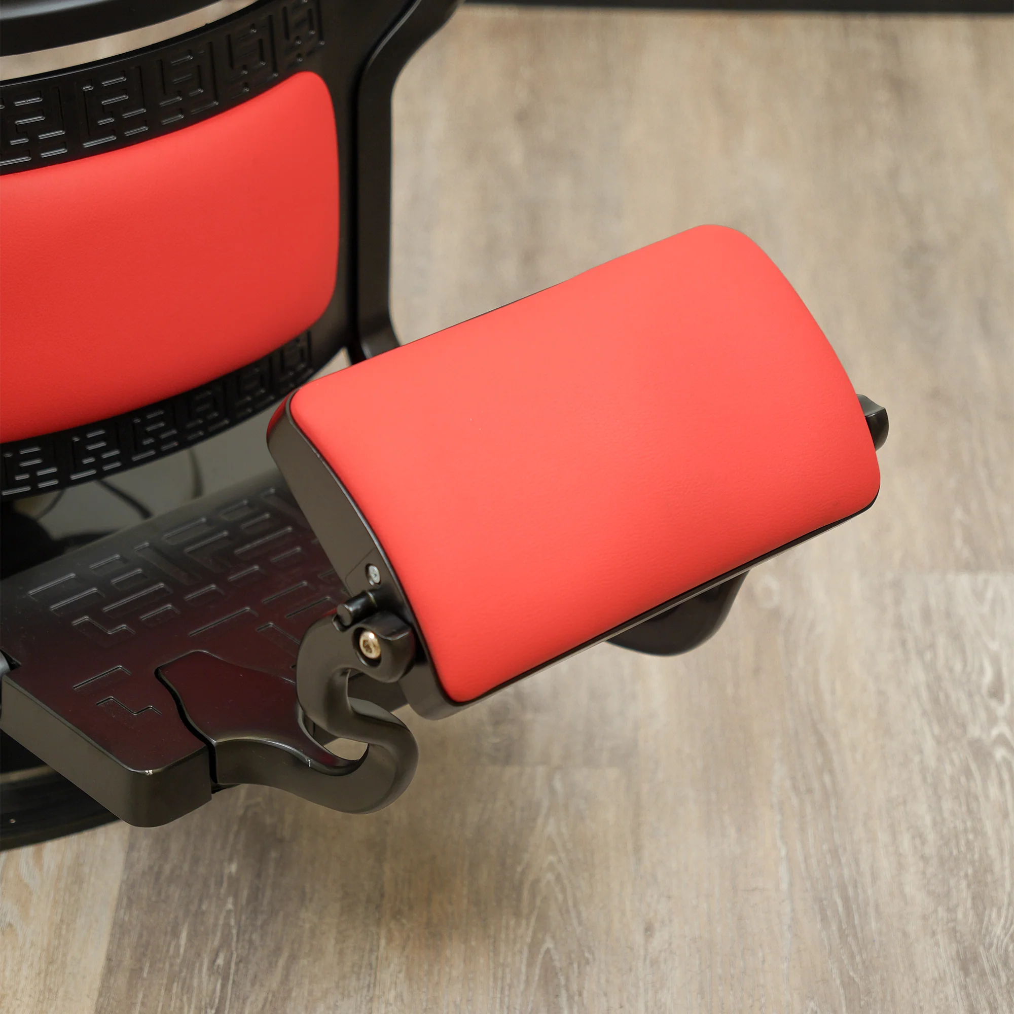 Rosario Royale Barber Chair - Image 11