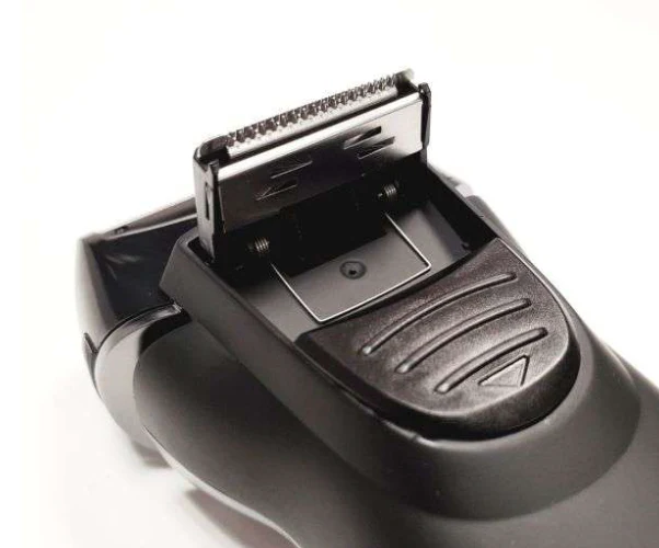 S|C Ace 2.0 Professional Triple Foil Shaver - Image 2