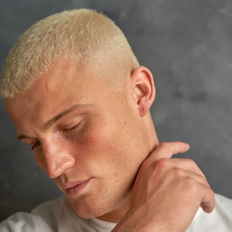 Slick Gorilla Semi Perm Hair Colour Bleaching Kit - Image 4
