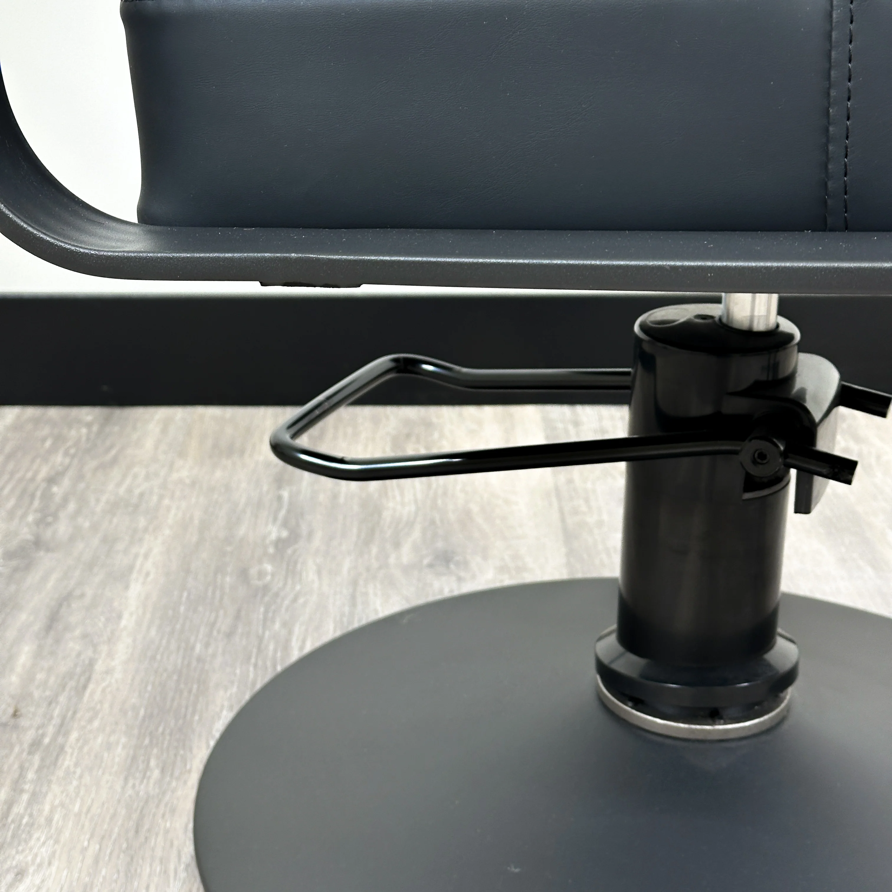 Stockholm Salon Chair - Image 3