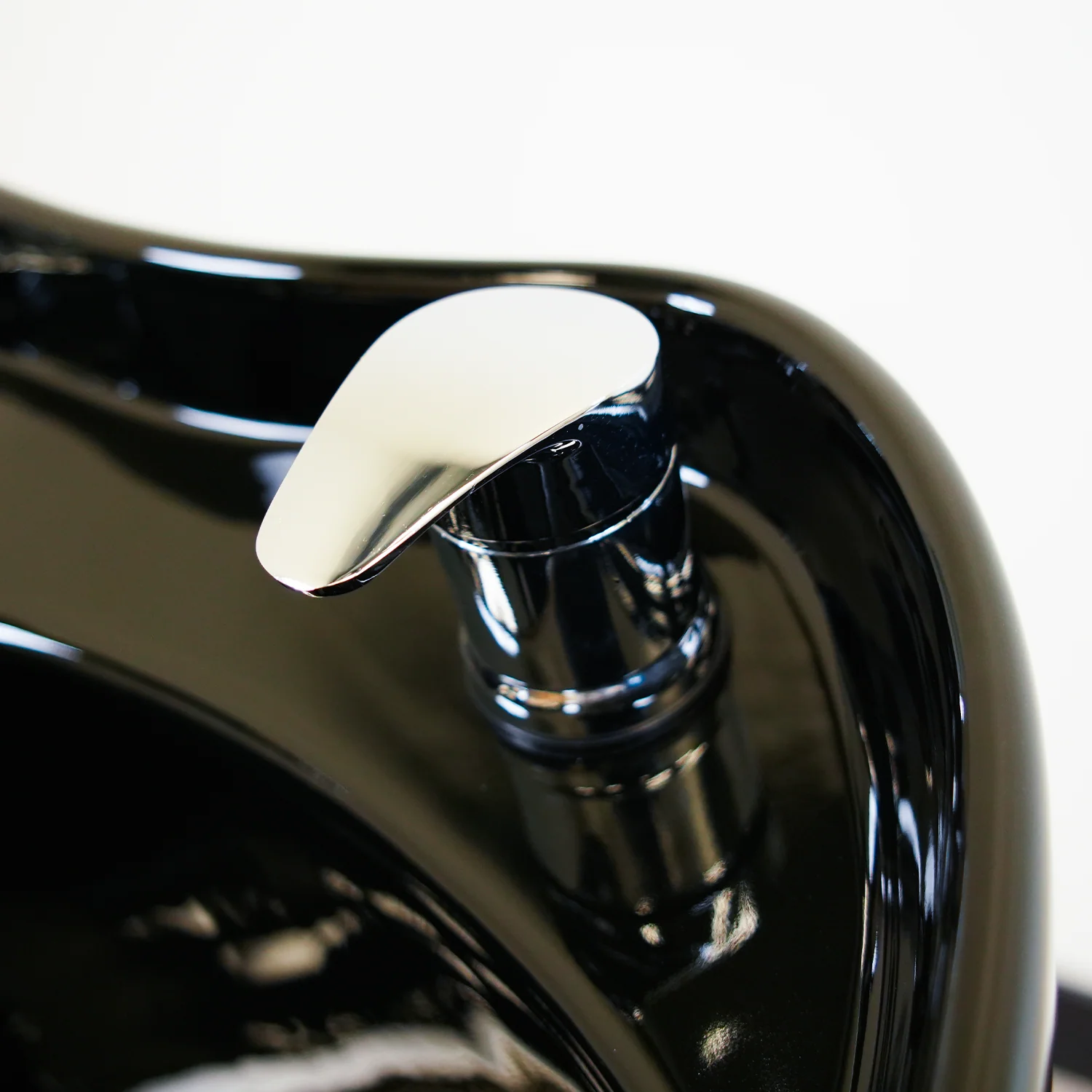 Stratos Shampoo Backwash Unit - Image 11