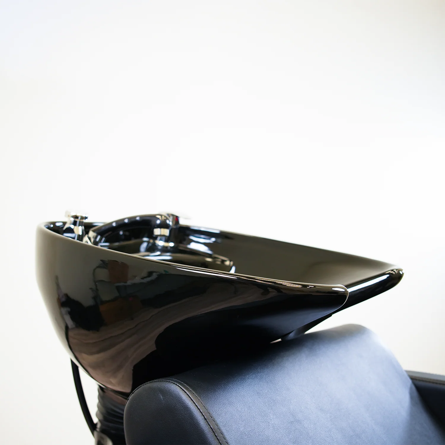 Stratos Shampoo Backwash Unit - Image 14