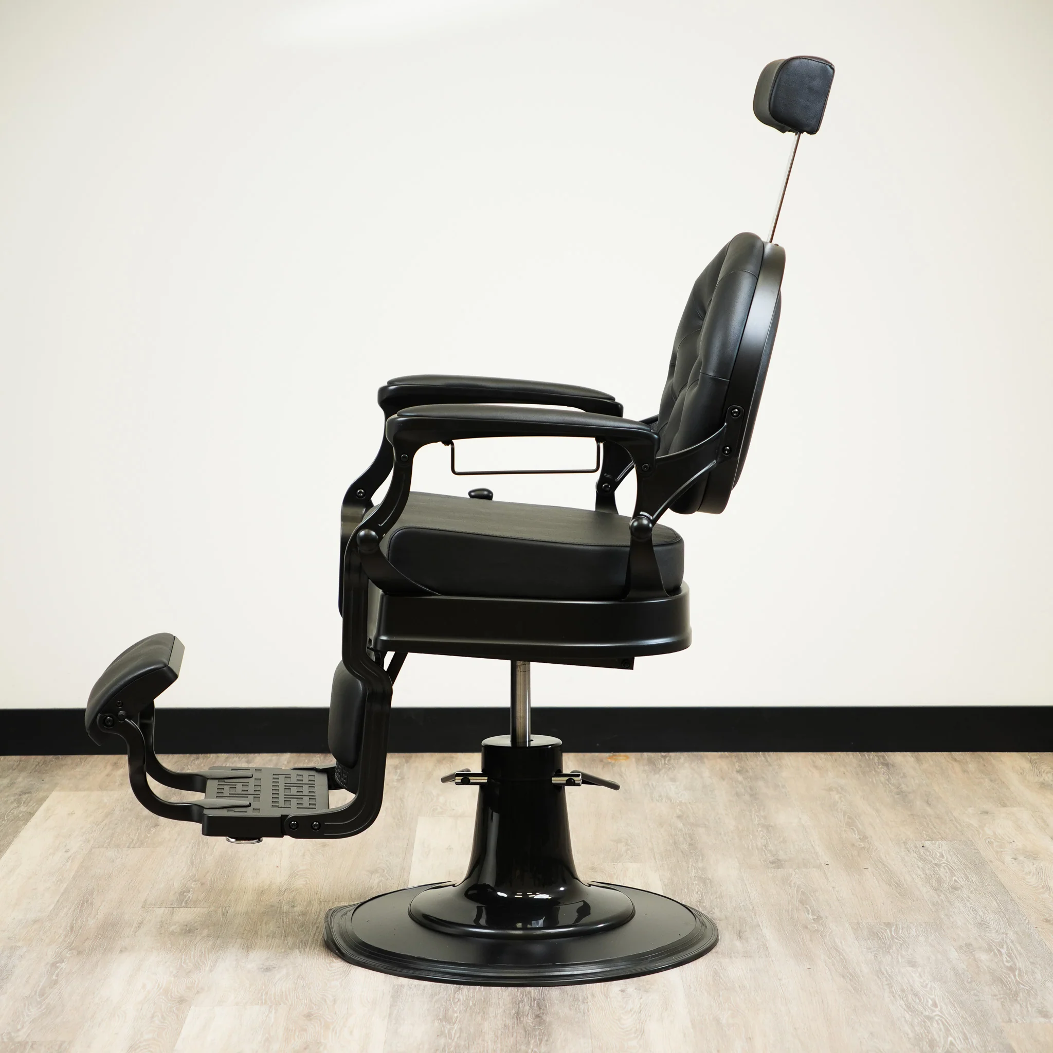 Sultan Barber Chair - Black - Image 10