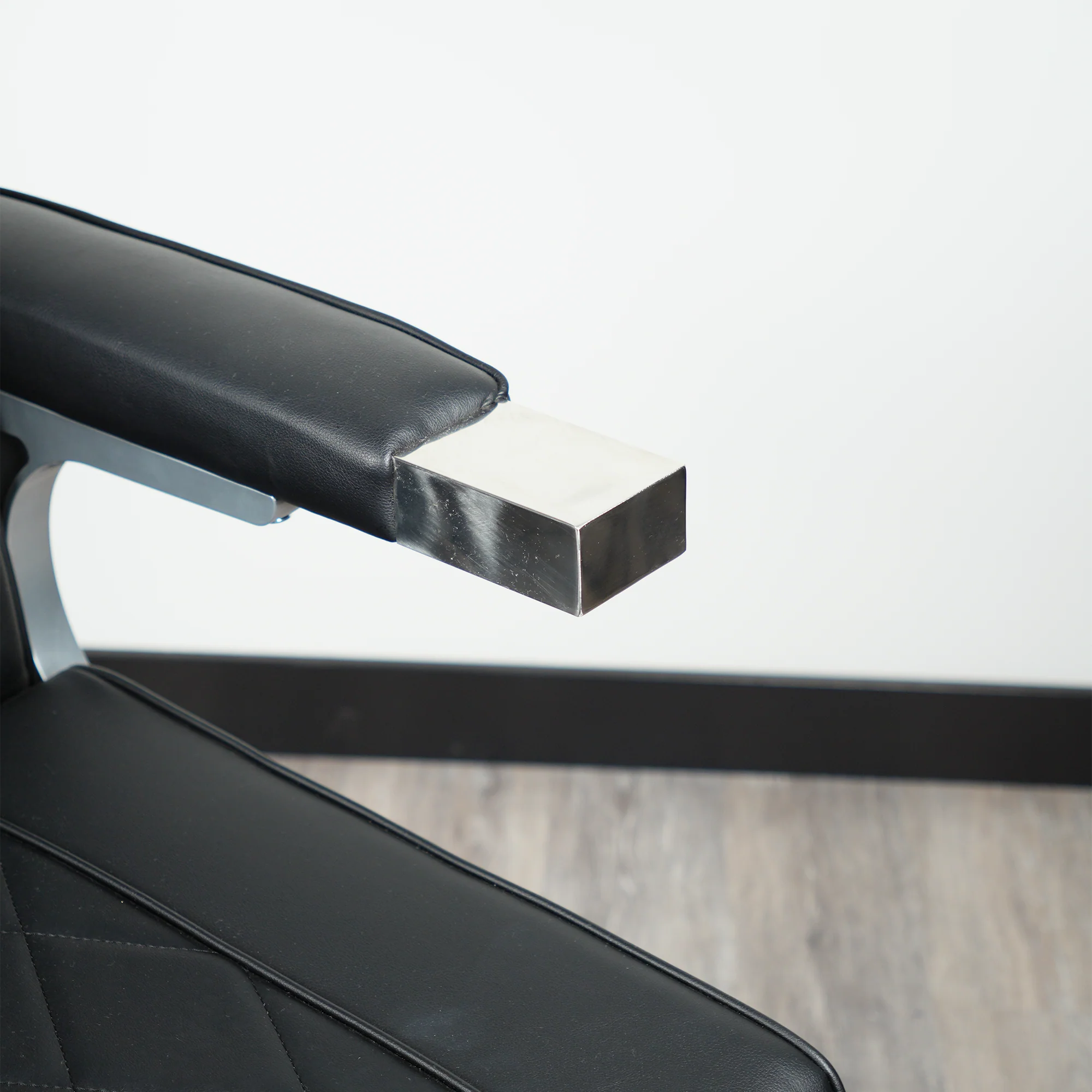 Tangier Titan Barber Chair - Image 10
