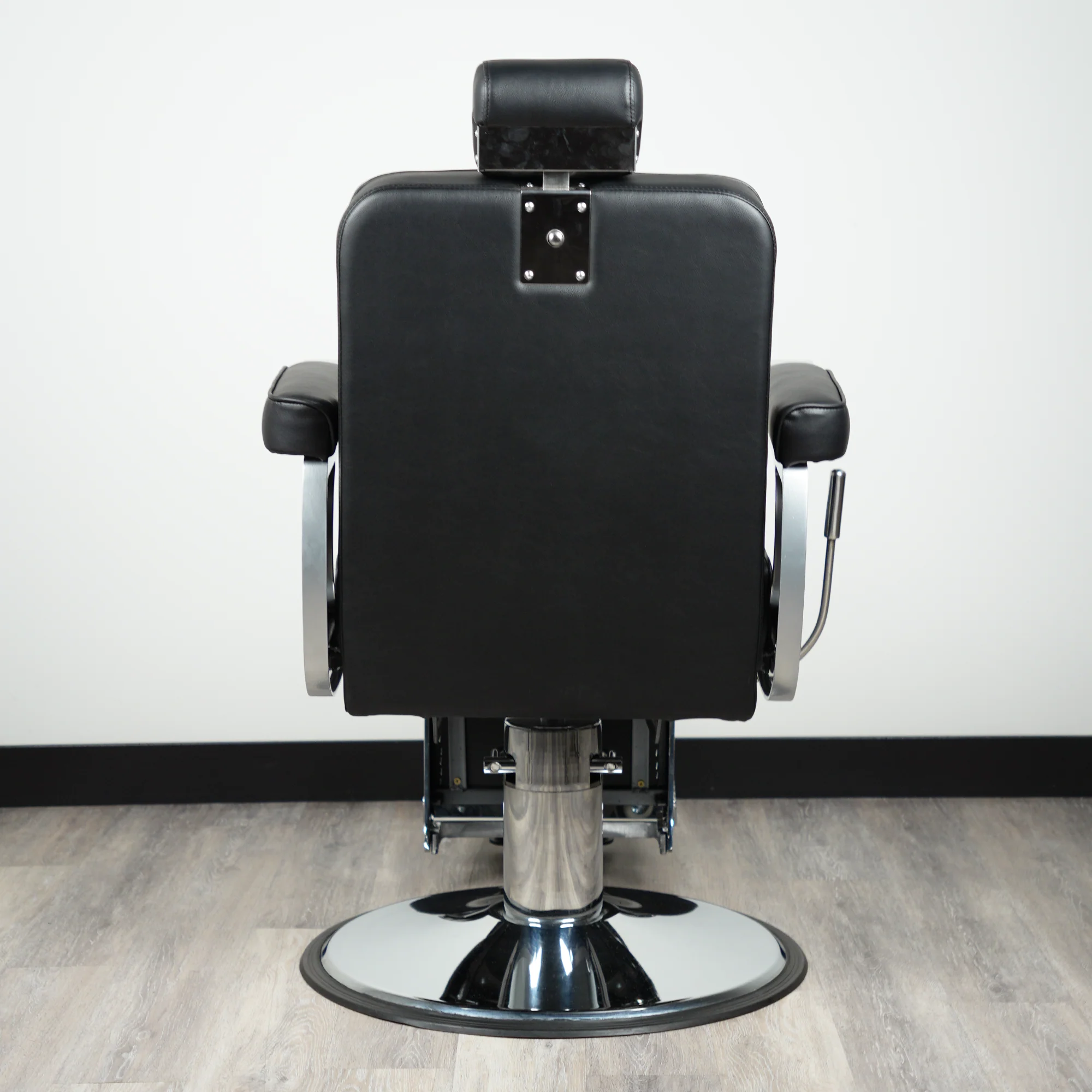 Tangier Titan Barber Chair - Image 12